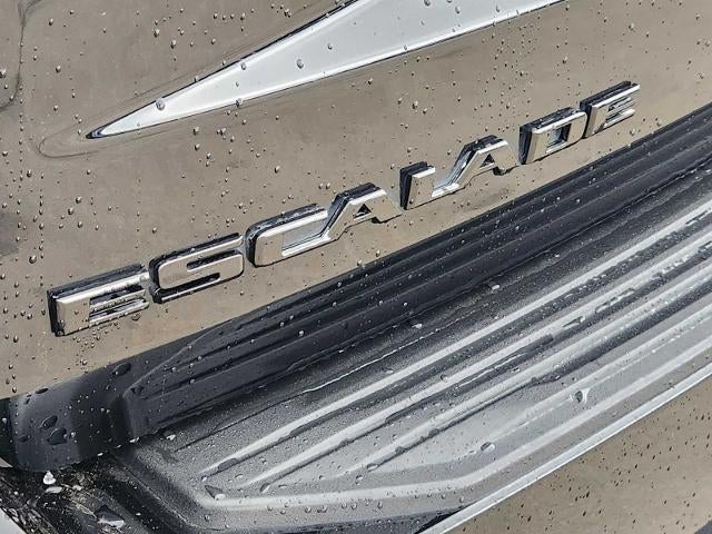 2022 Cadillac Escalade Luxury