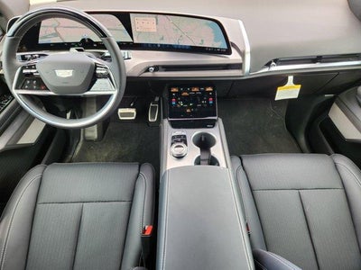 2026 Cadillac VISTIQ Luxury