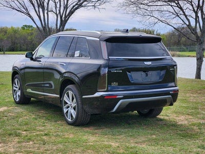 2026 Cadillac VISTIQ Luxury