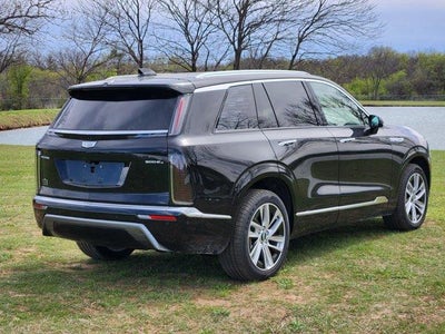 2026 Cadillac VISTIQ Luxury