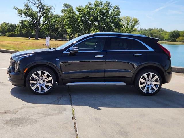 2023 Cadillac XT4 FWD Premium Luxury