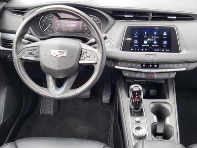 2023 Cadillac XT4 Premium Luxury