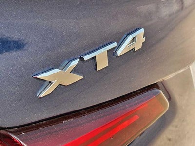 2020 Cadillac XT4 FWD Premium Luxury