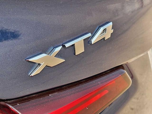 2020 Cadillac XT4 FWD Premium Luxury