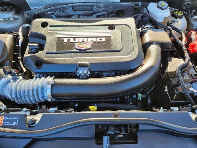 2023 Cadillac XT4 Premium Luxury