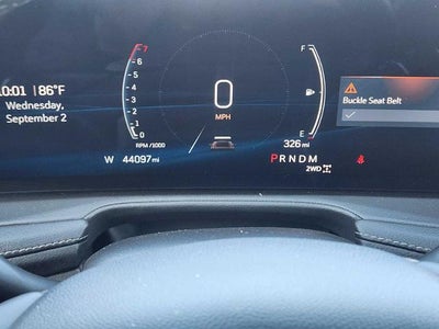 2024 Cadillac XT4 Premium Luxury
