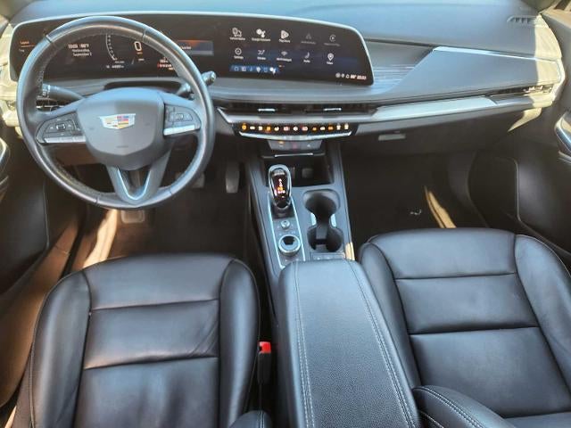 2024 Cadillac XT4 Premium Luxury
