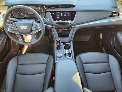 2026 Cadillac XT5 Luxury