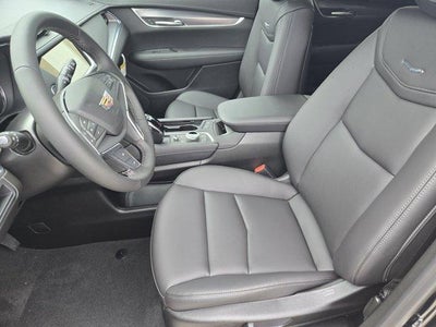 2025 Cadillac XT5 Luxury