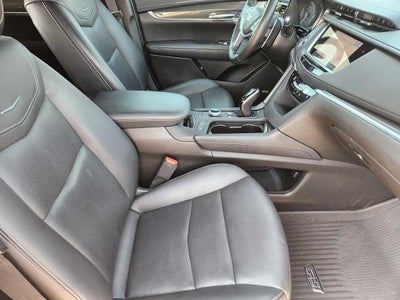 2022 Cadillac XT5 Sport
