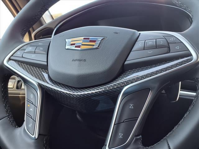 2025 Cadillac XT5 Sport