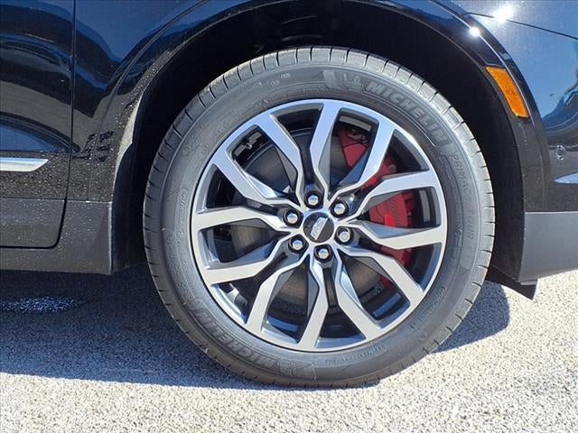 2025 Cadillac XT5 Sport