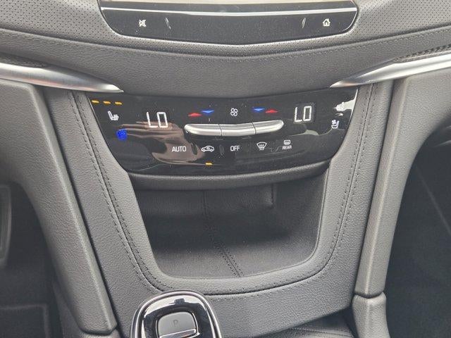 2025 Cadillac XT5 Sport