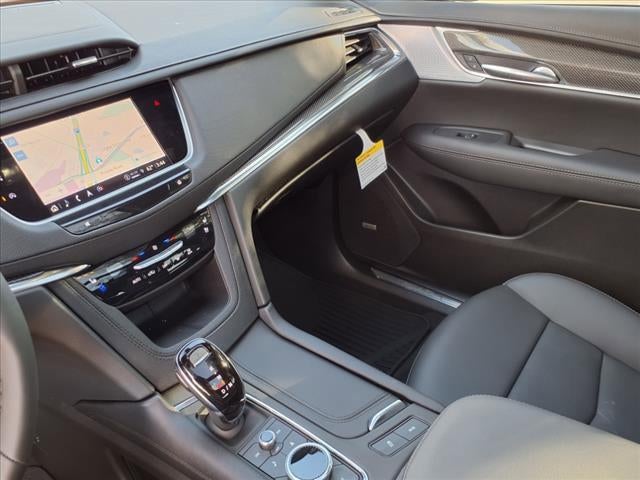 2025 Cadillac XT5 Sport