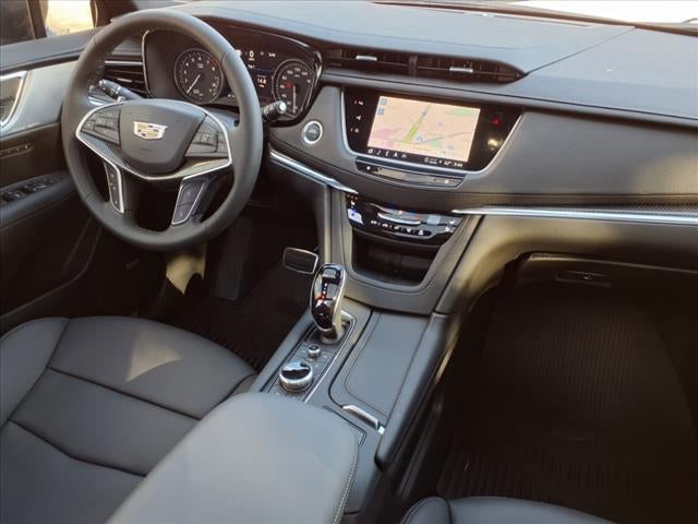 2025 Cadillac XT5 Sport