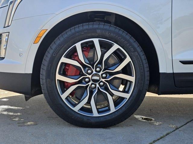 2026 Cadillac XT5 Sport