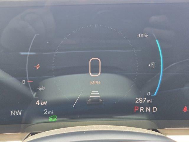 2025 Cadillac LYRIQ Luxury 1