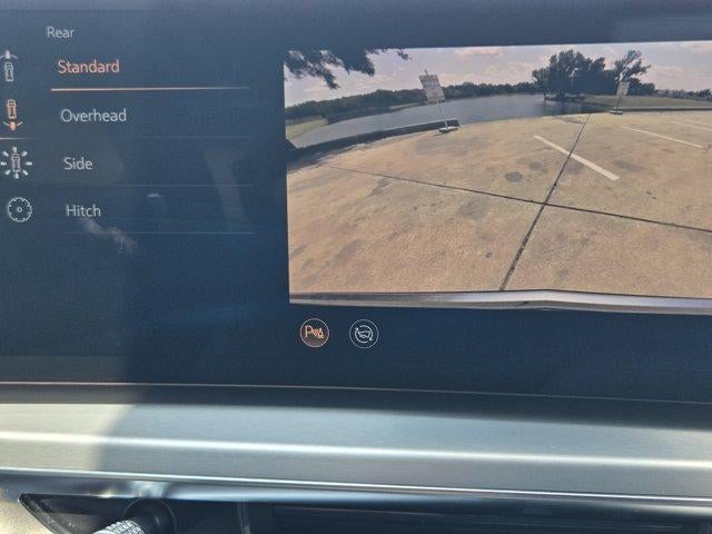 2025 Cadillac LYRIQ Luxury 1