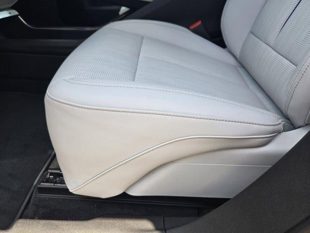 2025 Cadillac LYRIQ Luxury 1