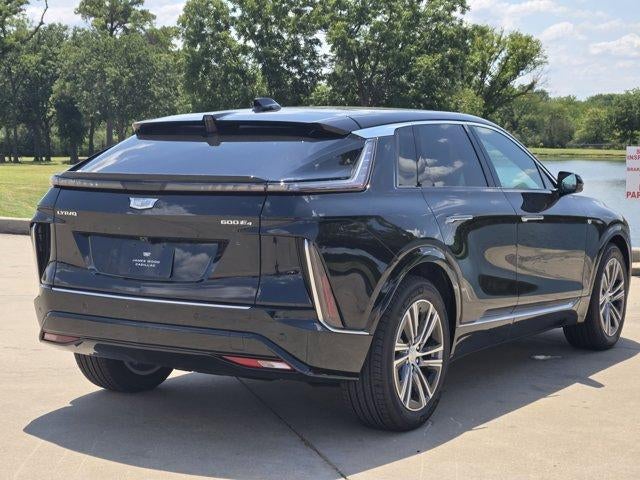 2025 Cadillac LYRIQ Luxury 1