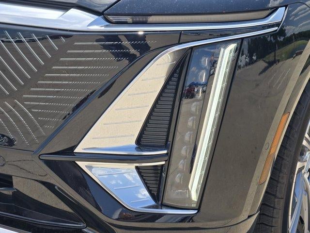 2025 Cadillac LYRIQ Luxury 1