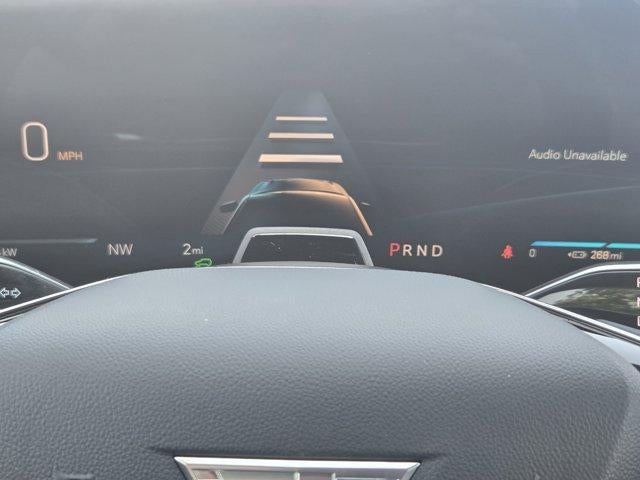 2025 Cadillac LYRIQ Luxury 2