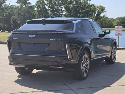 2025 Cadillac LYRIQ Luxury 2