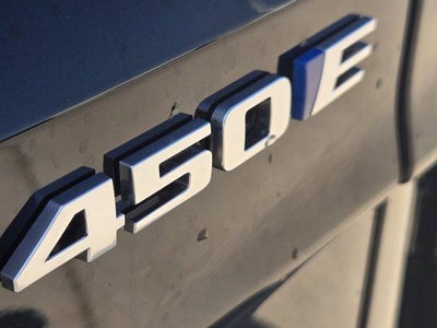 2025 Cadillac LYRIQ Luxury 2