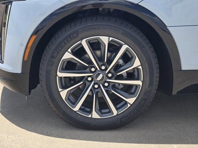 2025 Cadillac LYRIQ Sport 1