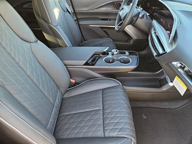 2027 Cadillac LYRIQ Signature Sport