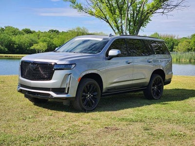 2024 Cadillac Escalade Sport