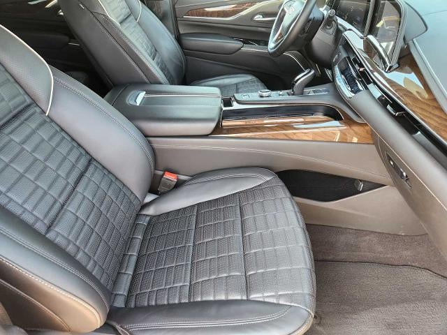 2023 Cadillac Escalade 4WD Sport Platinum