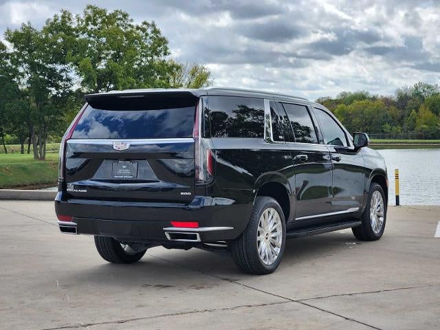2023 Cadillac Escalade ESV 4WD Premium Luxury