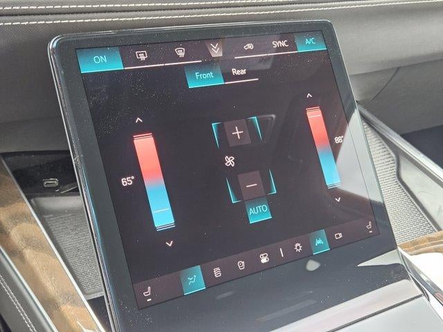 2026 Cadillac Escalade Platinum Sport - Photo 14
