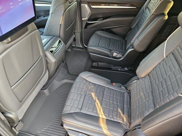 2026 Cadillac Escalade ESV Platinum Sport