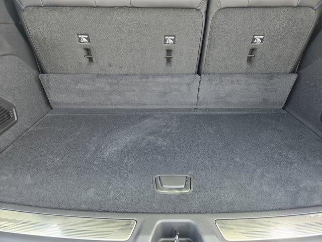 2025 Cadillac ESCALADE IQ Luxury 1