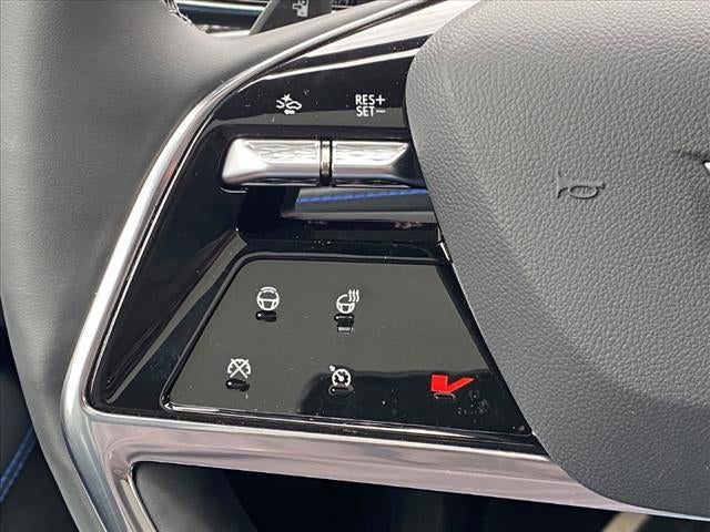 2025 Cadillac ESCALADE IQ Luxury 1