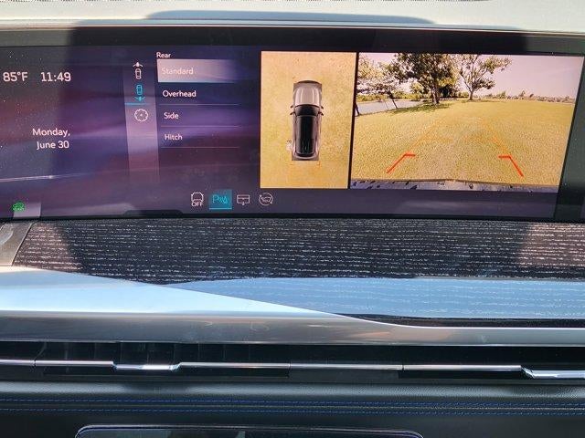 2025 Cadillac ESCALADE IQ Luxury 1