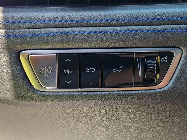 2025 Cadillac ESCALADE IQ Luxury 1