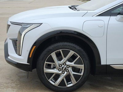 2026 Cadillac OPTIQ Luxury