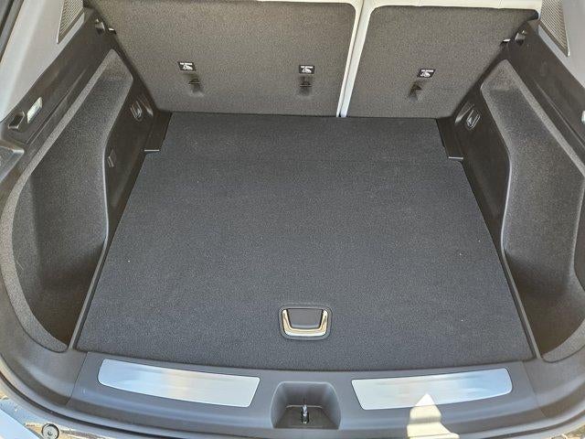 2027 Cadillac OPTIQ Luxury