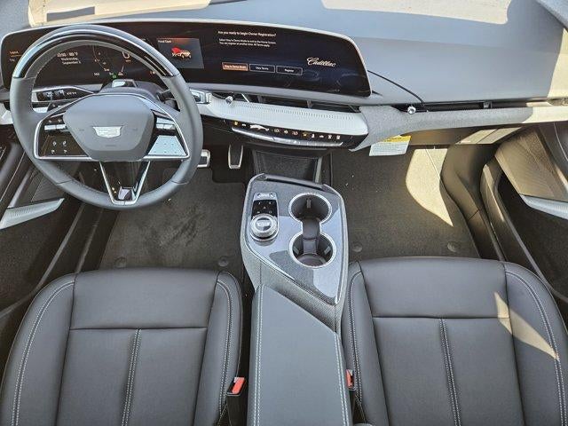 2027 Cadillac OPTIQ Luxury