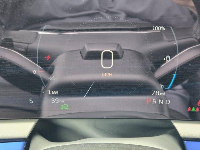 2025 Cadillac OPTIQ Luxury 1