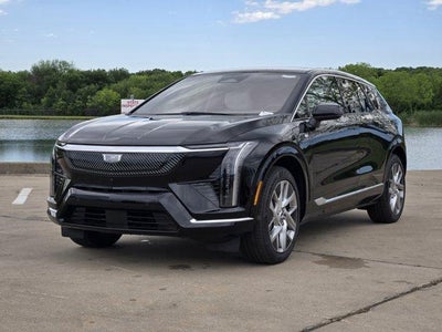 2025 Cadillac OPTIQ Luxury 1