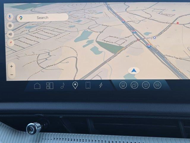 2025 Cadillac OPTIQ Luxury 2