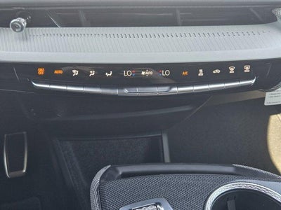 2025 Cadillac OPTIQ Luxury 2